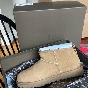Ugg Ultra Mini Madhappy collab Women’s size 8. New in box